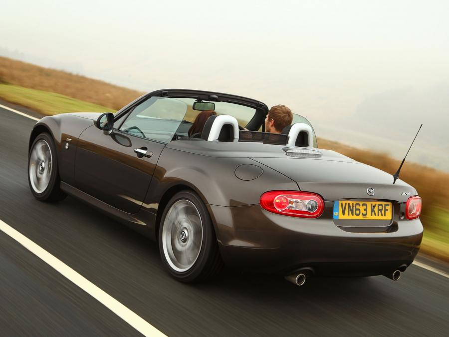  Mazda MX-5 Roadster-Coupe Sport Venture 2014 года  (фото 19 из 24)